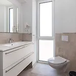 6 Person In *