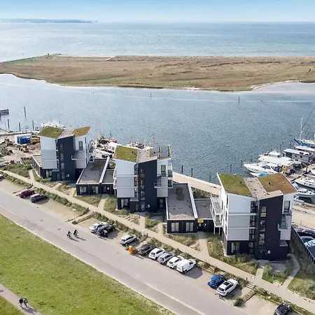 Apartment Exklusive Ostseevilla In Erster Reihe *